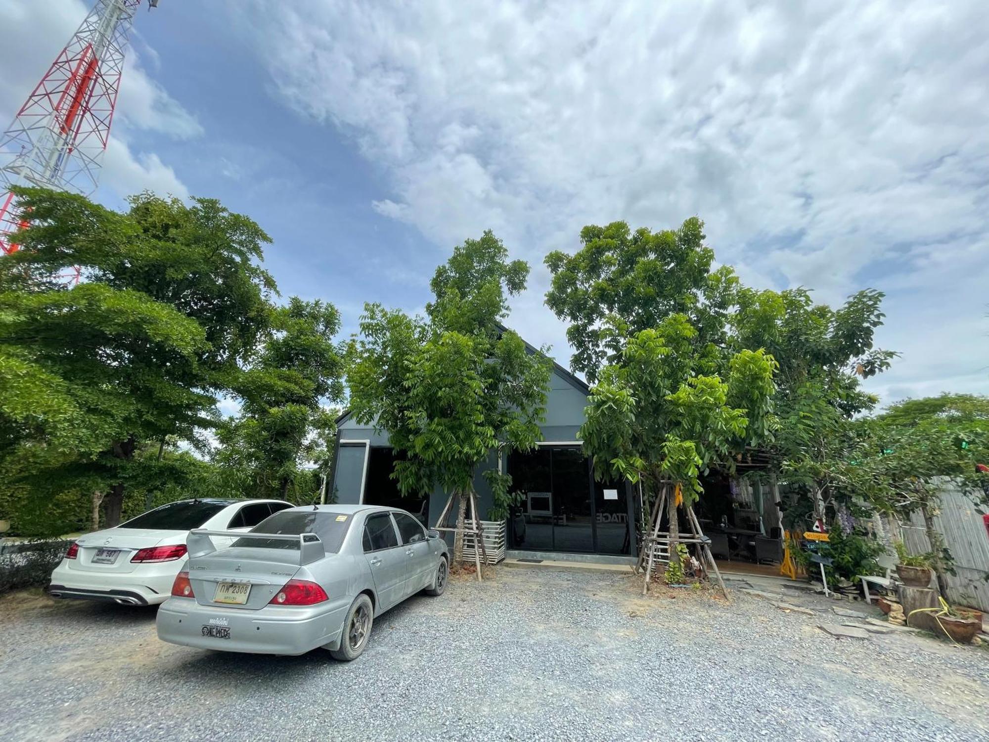 I Am Cottage เฮือนแก้วมณี Nakhon Pathom Exterior photo